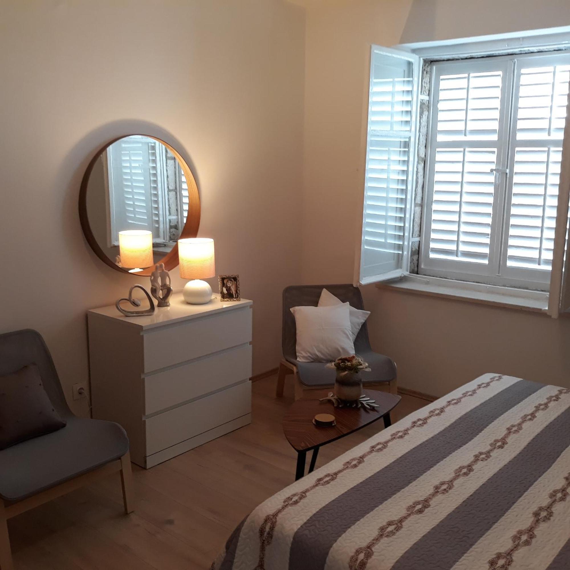 Kathryn Apartman